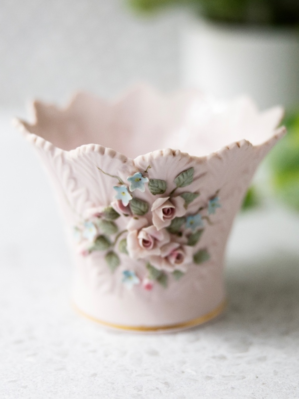 Vintage Lefton Japan fluted pink roses planter vase bisque porcelain 3.25" tall